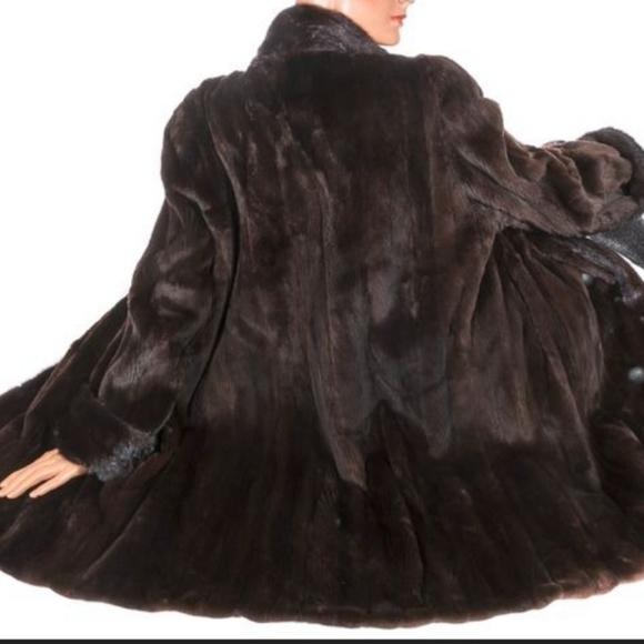 Reversible Sheared Mink Coat - Picture 3 of 9